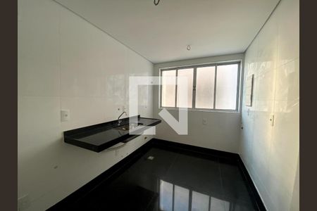 Apartamento à venda com 4 quartos, 72m² em Serrano, Belo Horizonte