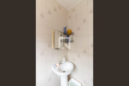 Casa à venda com 206m², 5 quartos e sem vaga Casa à venda com 206m², 5 quartos e sem vagaBanheiro da Casa 2