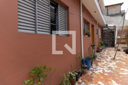 Casa à venda com 206m², 5 quartos e sem vaga Casa à venda com 206m², 5 quartos e sem vagaQuintal da Casa 1