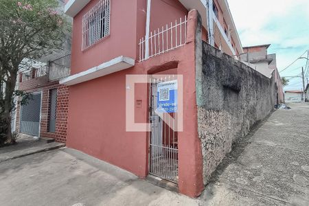 Casa à venda com 206m², 5 quartos e sem vaga Casa à venda com 206m², 5 quartos e sem vagaFachada