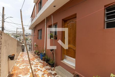 Casa à venda com 206m², 5 quartos e sem vaga Casa à venda com 206m², 5 quartos e sem vagaQuintal da Casa 1