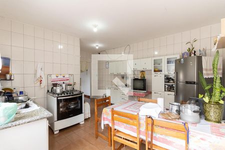 Casa à venda com 206m², 5 quartos e sem vaga Casa à venda com 206m², 5 quartos e sem vagaCozinha da Casa 2