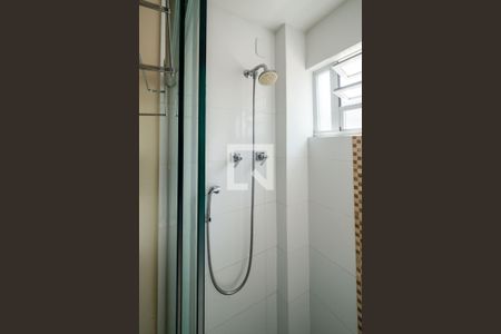 Apartamento à venda com 77m², 2 quartos e sem vagaBanheiro