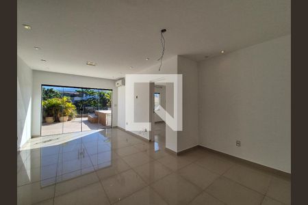 Sala de apartamento para alugar com 3 quartos, 205m² em Recreio dos Bandeirantes, Rio de Janeiro