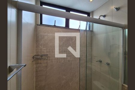 Apartamento para alugar com 205m², 3 quartos e 3 vagas Apartamento para alugar com 205m², 3 quartos e 3 vagasBanheiro