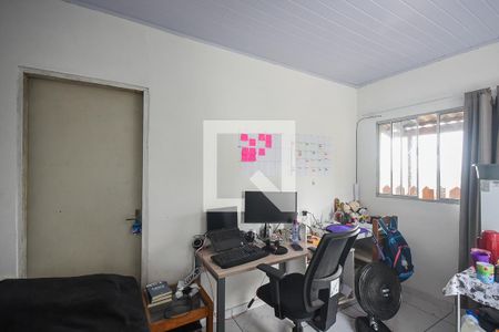 Quarto de kitnet/studio para alugar com 1 quarto, 16m² em Jardim Novo Taboão, São Paulo