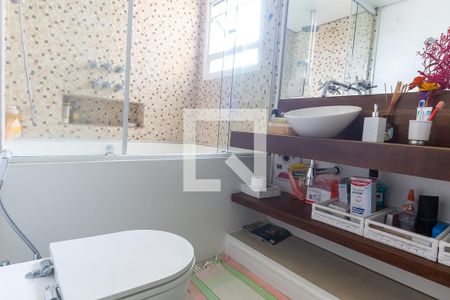 Apartamento à venda com 95m², 2 quartos e 1 vaga Apartamento à venda com 95m², 2 quartos e 1 vagaBanheiro