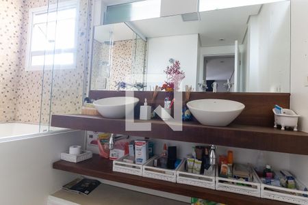 Apartamento à venda com 95m², 2 quartos e 1 vaga Apartamento à venda com 95m², 2 quartos e 1 vagaBanheiro