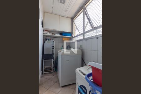 Apartamento à venda com 95m², 2 quartos e 1 vaga Apartamento à venda com 95m², 2 quartos e 1 vagaÁrea de Serviço