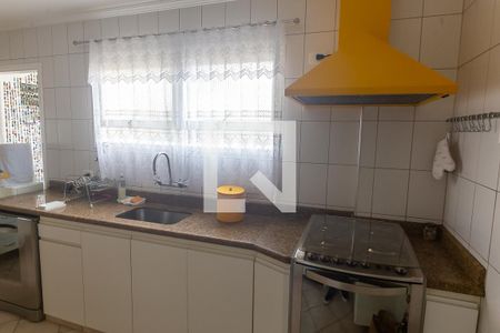 Apartamento à venda com 95m², 2 quartos e 1 vaga Apartamento à venda com 95m², 2 quartos e 1 vagaCozinha