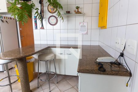 Apartamento à venda com 95m², 2 quartos e 1 vaga Apartamento à venda com 95m², 2 quartos e 1 vagaCozinha