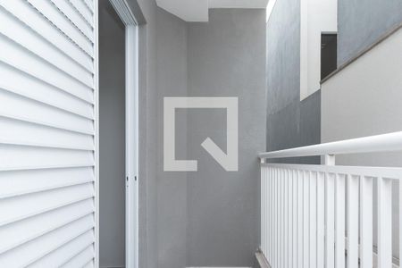 Varanda  de kitnet/studio para alugar com 1 quarto, 26m² em Centro, Guarulhos