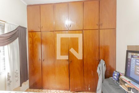 Casa à venda com 255m², 3 quartos e 2 vagasArmário