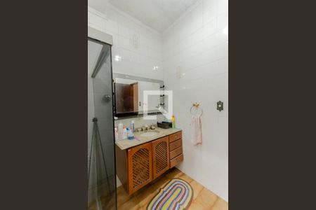 Casa à venda com 255m², 3 quartos e 2 vagasBanheiro da Suíte