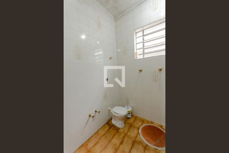 Casa à venda com 255m², 3 quartos e 2 vagasBanheiro da Suíte