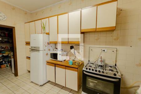 Casa à venda com 255m², 3 quartos e 2 vagasArmário