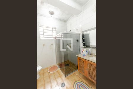 Casa à venda com 255m², 3 quartos e 2 vagasBanheiro da Suíte