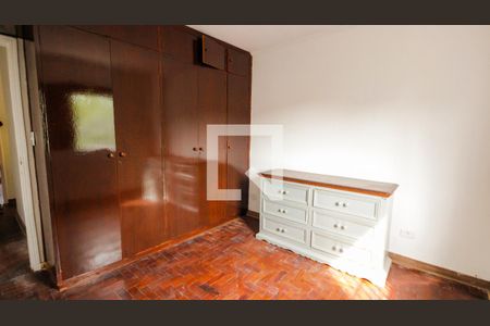 Quarto de casa para alugar com 3 quartos, 220m² em Socorro, São Paulo