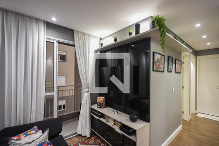 Sala de tv de apartamento à venda com 2 quartos, 47m² em Jardim Monte Alegre, Taboão da Serra