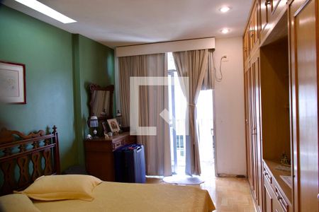 Apartamento à venda com 138m², 4 quartos e 3 vagasSuíte