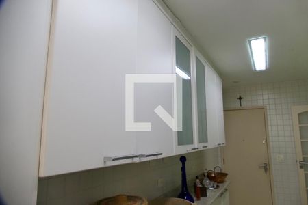 Apartamento à venda com 138m², 4 quartos e 3 vagasCozinha