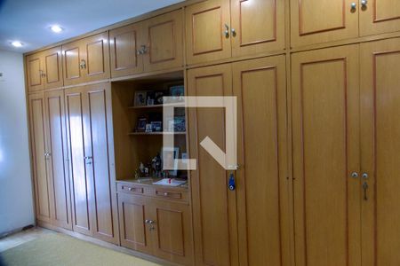 Apartamento à venda com 138m², 4 quartos e 3 vagasSuíte