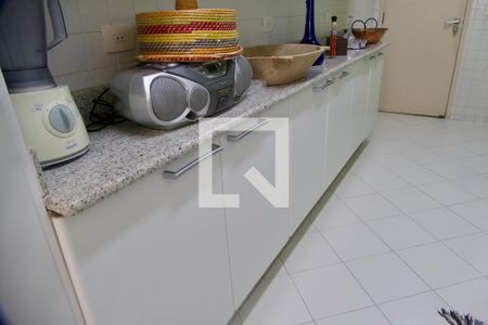 Apartamento à venda com 138m², 4 quartos e 3 vagasCozinha