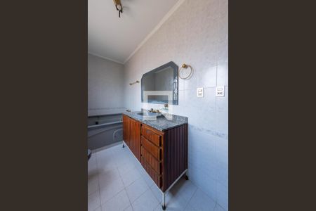 Casa para alugar com 152m², 3 quartos e 2 vagasBanheiro do Quarto 1