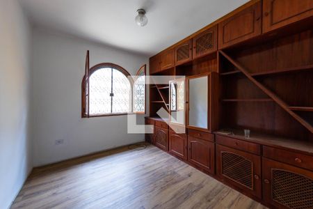 Casa para alugar com 152m², 3 quartos e 2 vagasQuarto 2