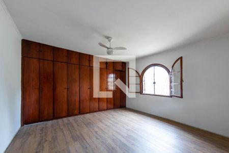 Quarto de casa para alugar com 3 quartos, 152m² em Jardim Avelino, São Paulo