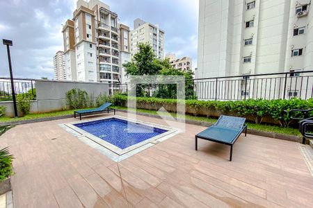 Apartamento à venda com 35m², 1 quarto e 1 vagaÁrea comum - Piscina