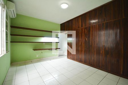 Quarto 1 de apartamento para alugar com 3 quartos, 120m² em Humaitá, Rio de Janeiro