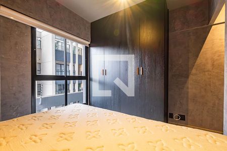 Quarto de apartamento à venda com 1 quarto, 30m² em Pinheiros, São Paulo