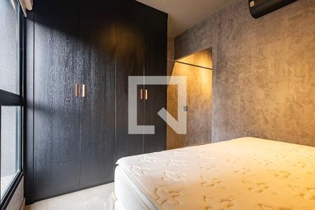 Quarto de apartamento à venda com 1 quarto, 30m² em Pinheiros, São Paulo