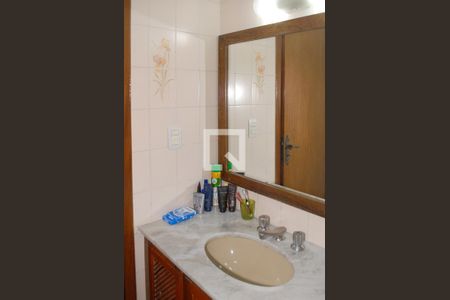 Casa à venda com 182m², 3 quartos e 2 vagasBanheiro 2