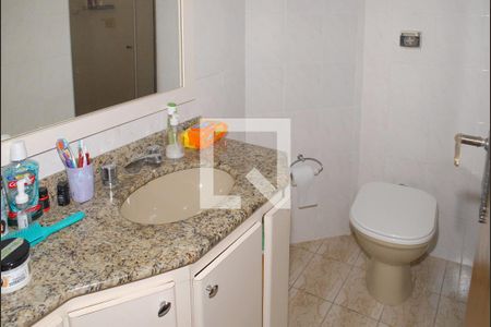 Casa à venda com 182m², 3 quartos e 2 vagasBanheiro 1