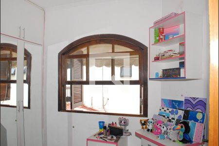 Casa à venda com 182m², 3 quartos e 2 vagasQuarto 2