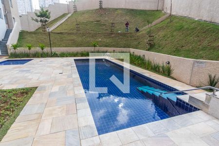 Apartamento para alugar com 35m², 2 quartos e 1 vagaÁrea comum - Piscina