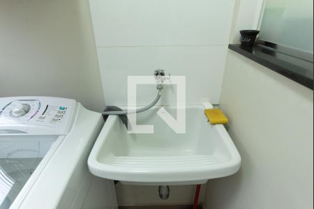 Apartamento à venda com 80m², 2 quartos e 1 vaga Apartamento à venda com 80m², 2 quartos e 1 vagaÁrea de Serviço