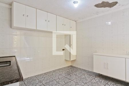 Cozinha de casa para alugar com 1 quarto, 80m² em Jardim Monte Alegre, São Paulo