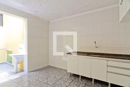 Cozinha de casa para alugar com 1 quarto, 80m² em Jardim Monte Alegre, São Paulo