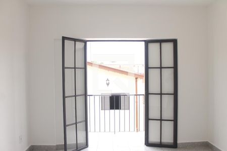 Casa à venda com 80m², 1 quarto e 2 vagasQuarto