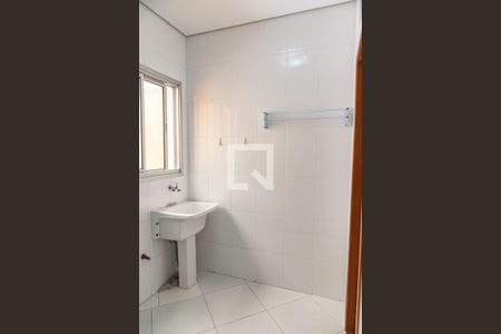 Casa para alugar com 82m², 2 quartos e 1 vagaÁrea de serviço