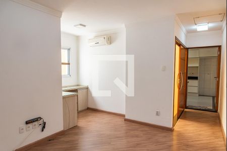 Sala de casa para alugar com 2 quartos, 82m² em Bosque da Saúde, São Paulo