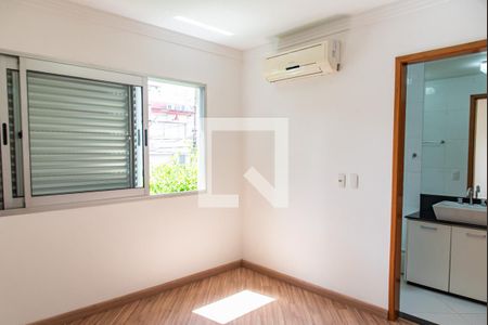 Suíte de casa para alugar com 2 quartos, 82m² em Bosque da Saúde, São Paulo