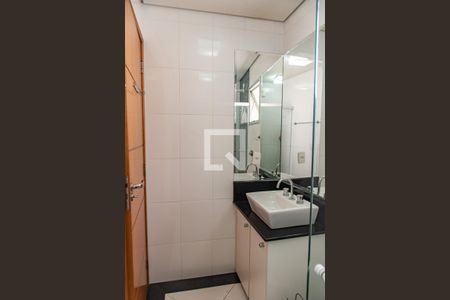 Casa para alugar com 82m², 2 quartos e 1 vagaBanheiro 