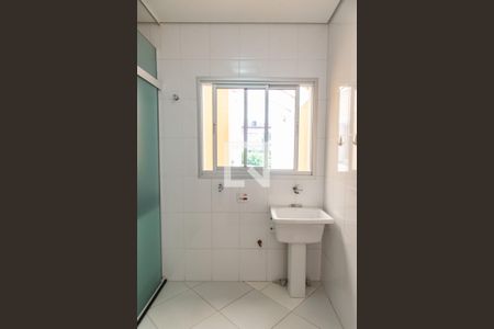 Casa para alugar com 82m², 2 quartos e 1 vagaÁrea de serviço