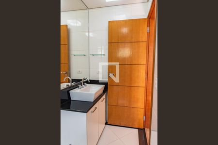 Casa para alugar com 82m², 2 quartos e 1 vagaBanheiro da suíte