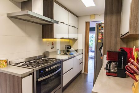 Apartamento para alugar com 150m², 3 quartos e 2 vagas Apartamento para alugar com 150m², 3 quartos e 2 vagasCozinha