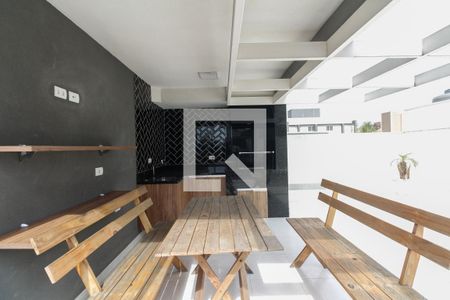 Apartamento para alugar com 44m², 2 quartos e sem vaga Apartamento para alugar com 44m², 2 quartos e sem vagaCondomínio - Churrasqueira